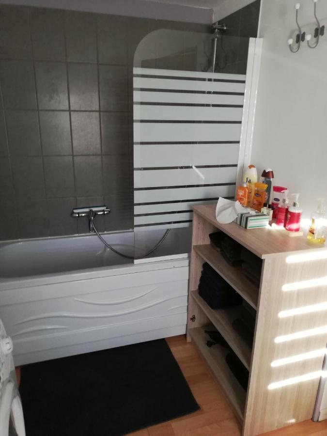 La Fere Du Siecle Apartment Екстериор снимка